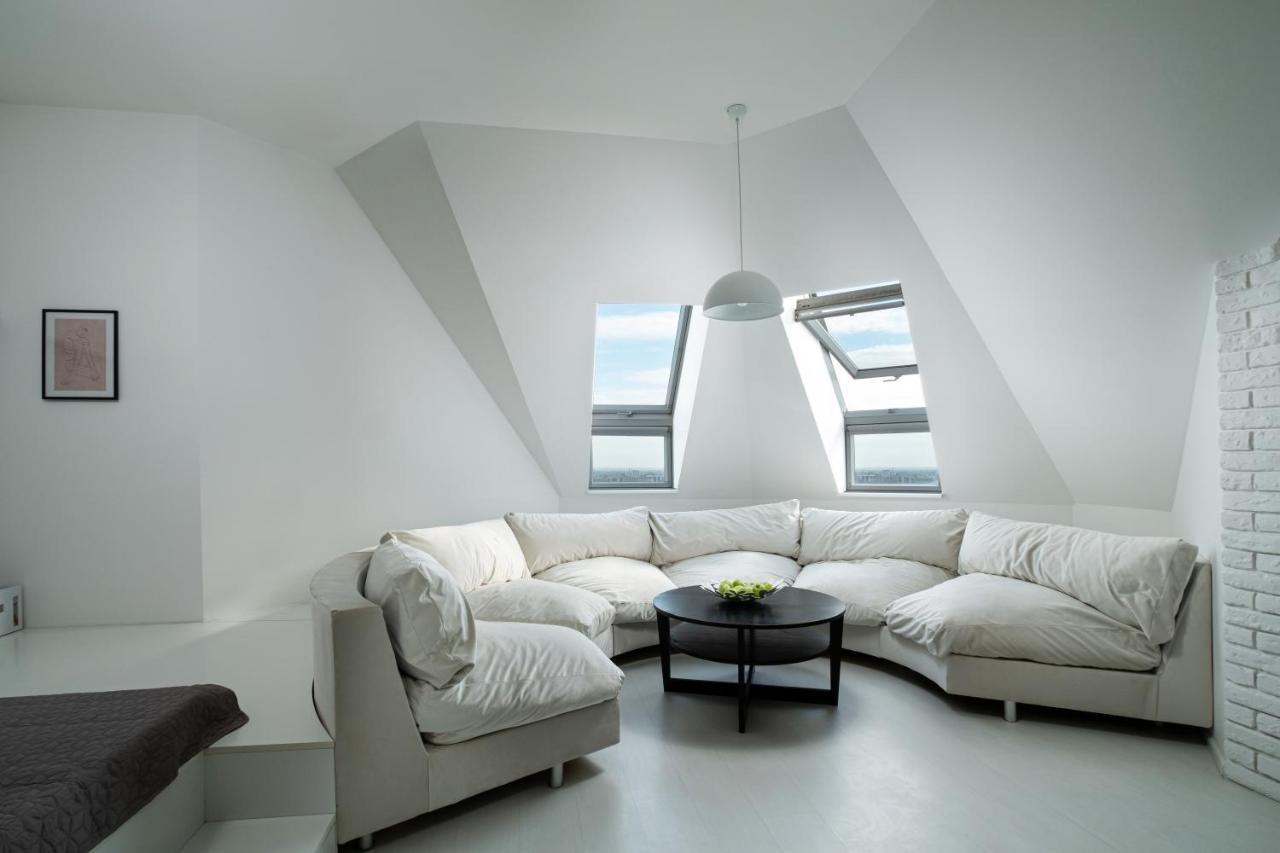 White Attic Apartment Одесса Экстерьер фото