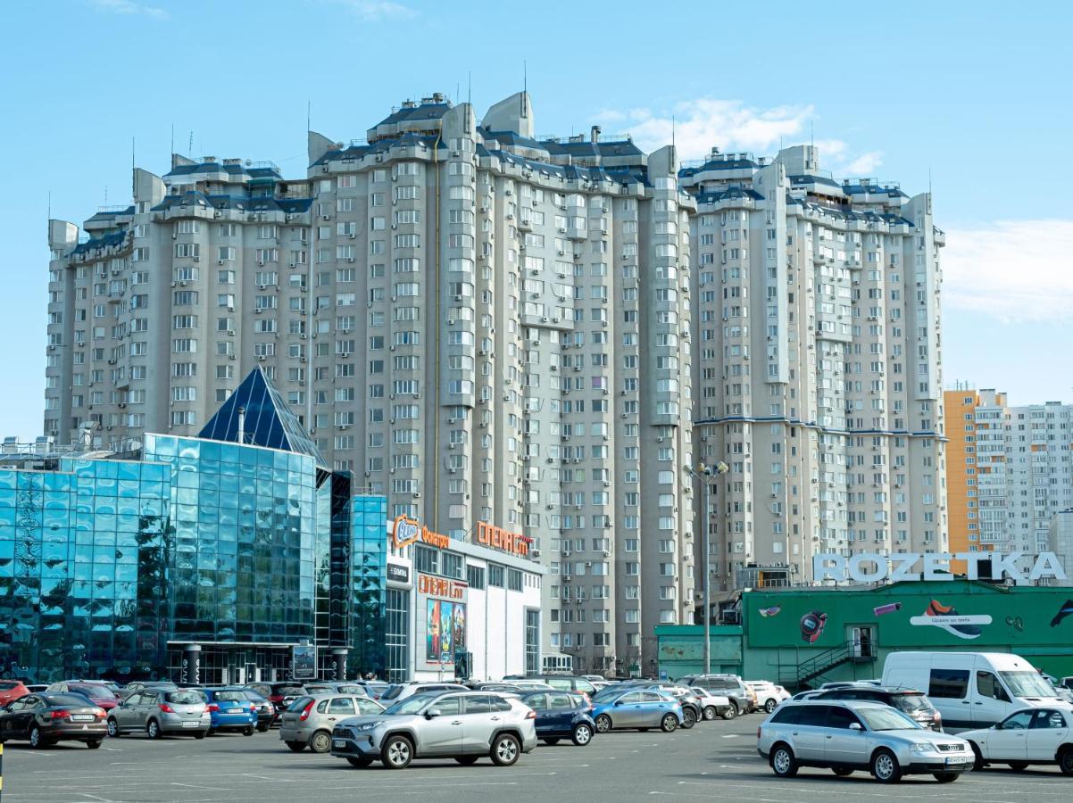 White Attic Apartment Одесса Экстерьер фото